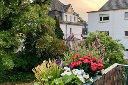 Ratingen-Süd: Helle 1 Zimmerwohnung mit Süd-Balkon