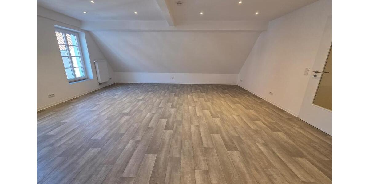 Dachgeschoßwohnung Oelde - 2 Zimmer, 65 m&sup2;, 795&euro; | Angebot:24570932