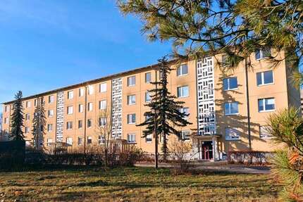 Wohnung Hoyerswerda - 3 Zimmer, 55 m&sup2;, 286&euro; | Angebot:26658202