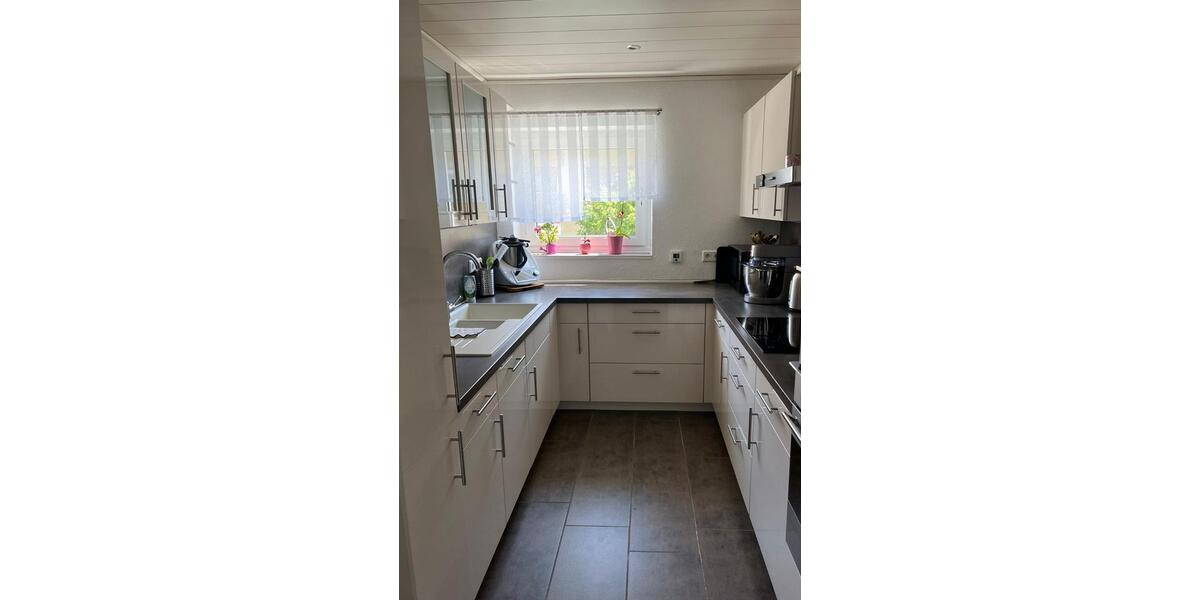 Etagenwohnung Niederstetten - 3 Zimmer, 72 m&sup2;, 770&euro; | Angebot:25334952