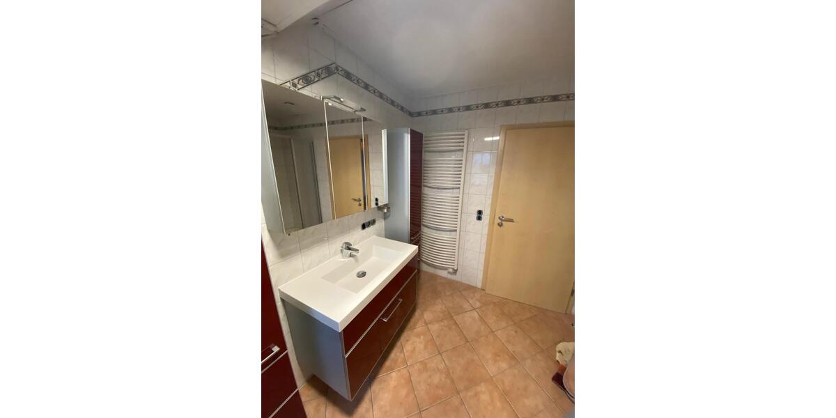 Etagenwohnung Niederschönenfeld - 5 Zimmer, 115 m&sup2;, 1.350&euro; | Angebot:26050550