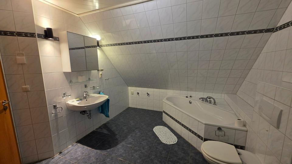 Maisonettenwohnung Sauensiek - 5 Zimmer, 117 m&sup2;, 1.700&euro; | Angebot:24770280