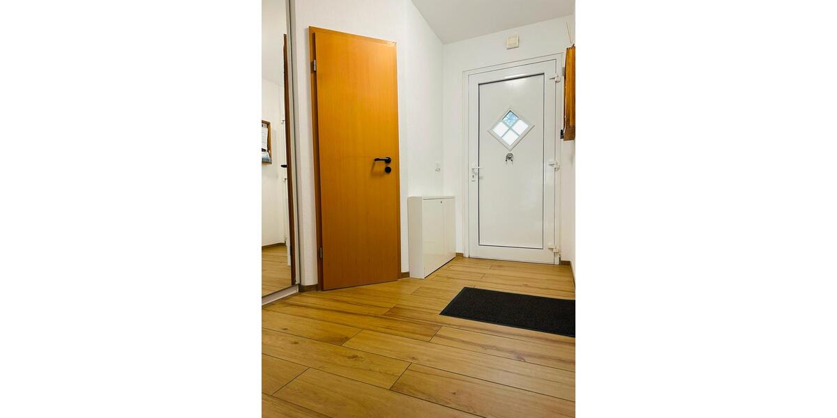 Reihenhaus Moers Schwafheim - 5.5 Zimmer, 118 m&sup2;, 1.650&euro; | Angebot:26703306