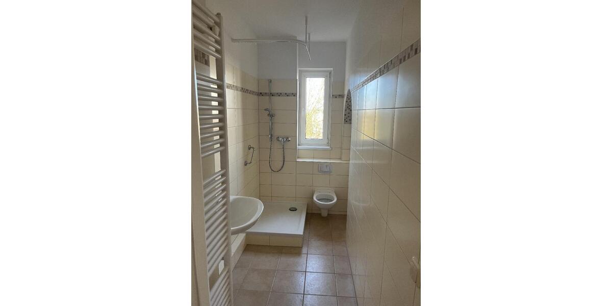 Etagenwohnung Schwerin Altstadt - 3 Zimmer, 71 m&sup2;, 780&euro; | Angebot:25304010