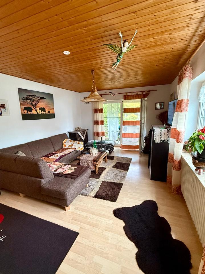 3,5-Zi.-OG-Whg. mit Balkon in Pfaffenhofen - frei ab 1.12.2025 zimmer