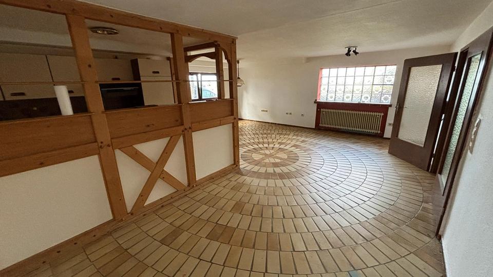 Etagenwohnung Kalbach - 2 Zimmer, 60 m&sup2;, 300&euro; | Angebot:24746308