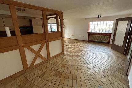 Wohnung Kalbach - 2 Zimmer, 60 m&sup2;, 300&euro; | Angebot:24746308