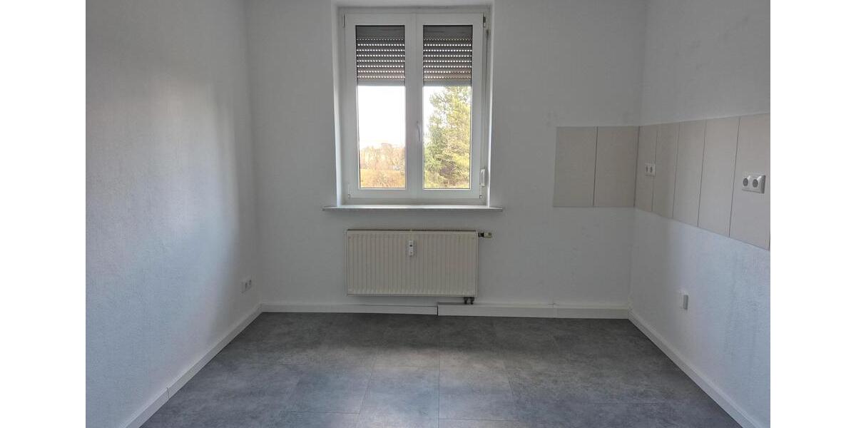 Etagenwohnung Arnsdorf - 3 Zimmer, 67 m&sup2;, 552&euro; | Angebot:25782398