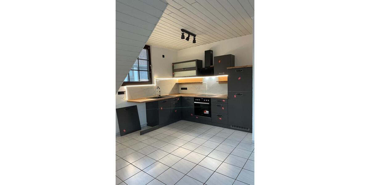 Dachgeschoßwohnung Gaugrehweiler - 3 Zimmer, 110 m&sup2;, 840&euro; | Angebot:25965351