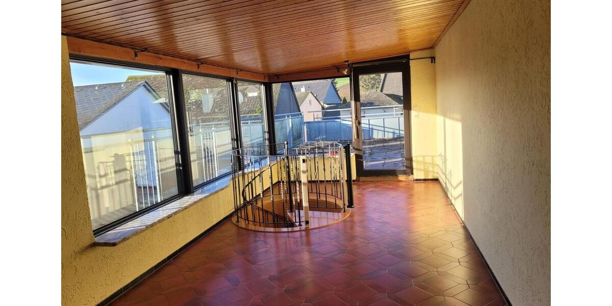 Terrassenwohnung Hünfelden - 4 Zimmer, 140 m&sup2;, 990&euro; | Angebot:25048996