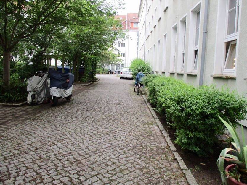 Mein neues Zuhause!! Stadtnahe 2 Zimmer-Wohnung mit Einbauküche + Tageslichtbad mit Wanne