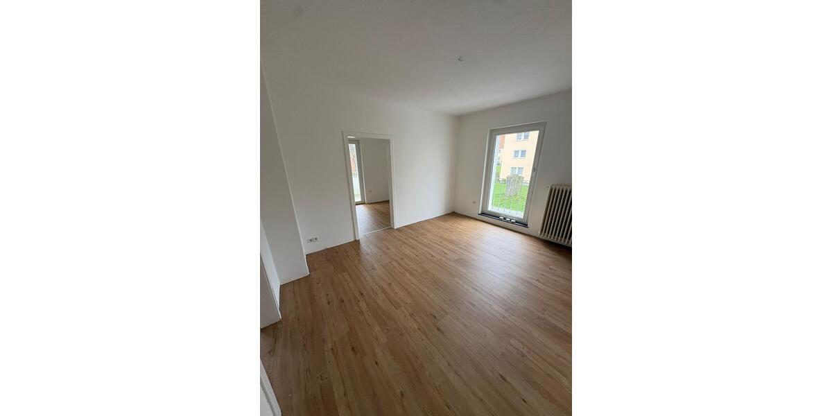 Etagenwohnung Detmold - 2 Zimmer, 53 m&sup2;, 470&euro; | Angebot:26003524