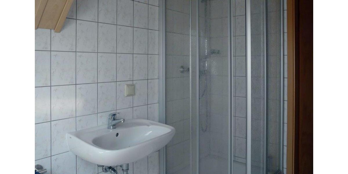 Dachgeschoßwohnung Sülzetal - 2 Zimmer, 60 m&sup2;, 325&euro; | Angebot:26253038