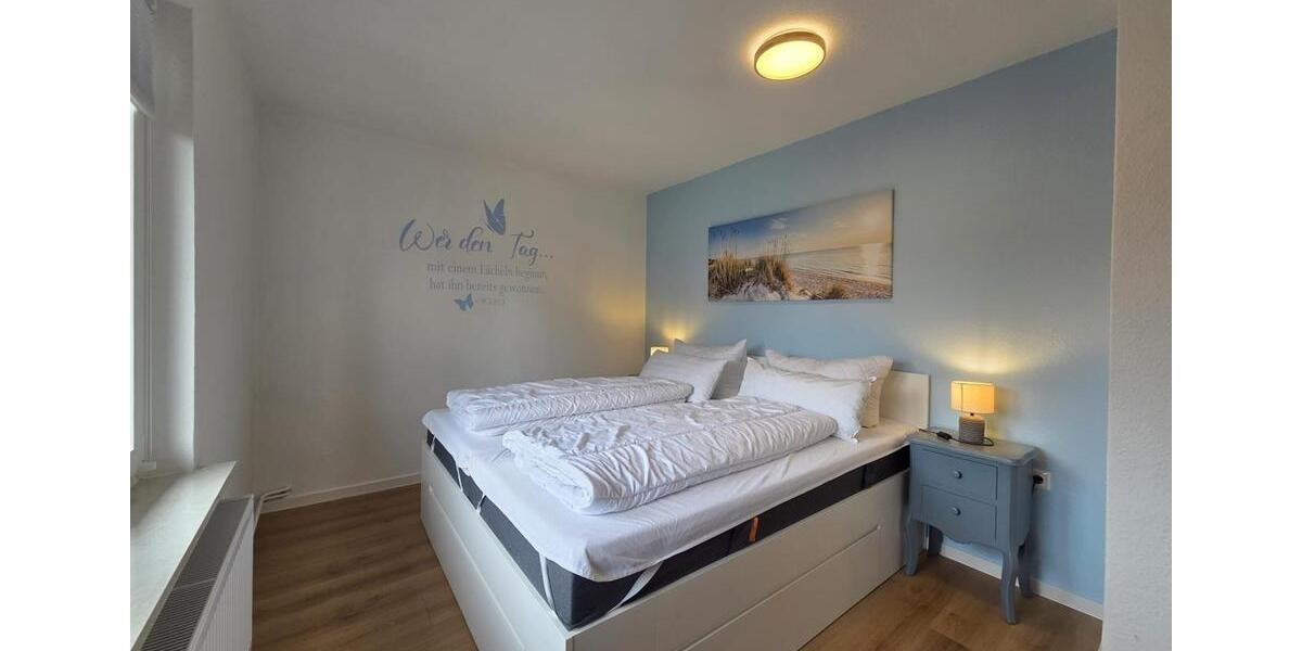 Dachgeschoßwohnung Esens - 4 Zimmer, 82 m&sup2;, 850&euro; | Angebot:26603409