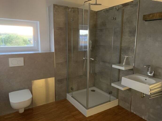 Gewerbeobjekt Nierstein - 2 Zimmer, 106 m&sup2;, 1.650&euro; | Angebot:25727295