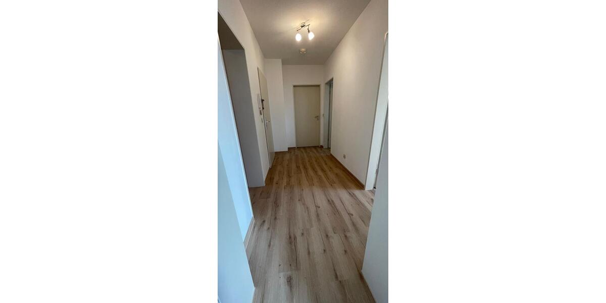 Erdgeschoßwohnung Ergolding - 2.5 Zimmer, 67 m&sup2;, 1.080&euro; | Angebot:24689195