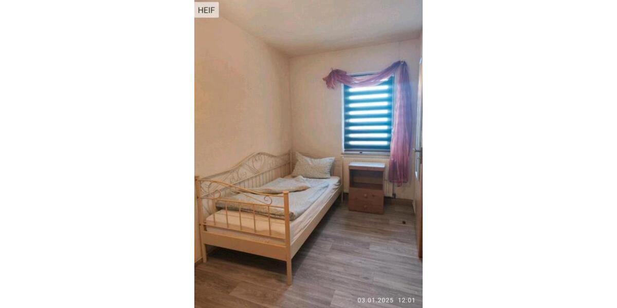 Etagenwohnung Ebeleben - 3 Zimmer, 15 m&sup2;, 35&euro; | Angebot:21298039