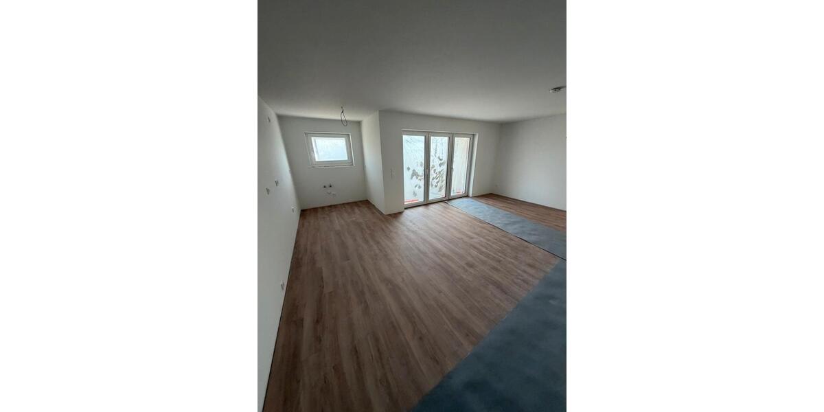 Etagenwohnung Pfedelbach - 3 Zimmer, 73 m&sup2;, 1.160&euro; | Angebot:26007798