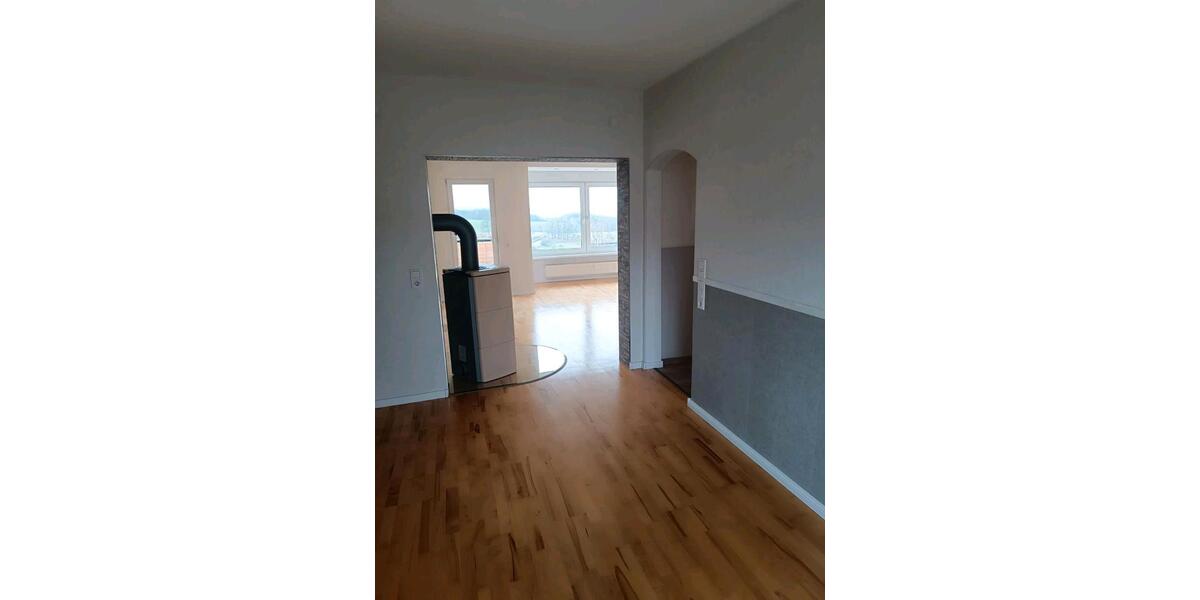 Terrassenwohnung Waldbröl - 4 Zimmer, 104 m&sup2;, 1.350&euro; | Angebot:25907485