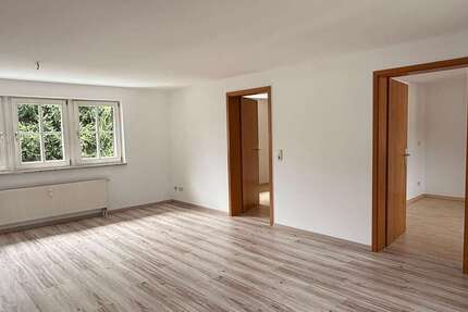 Wohnung Mülsen - 3 Zimmer, 82 m&sup2;, 550&euro; | Angebot:27259697