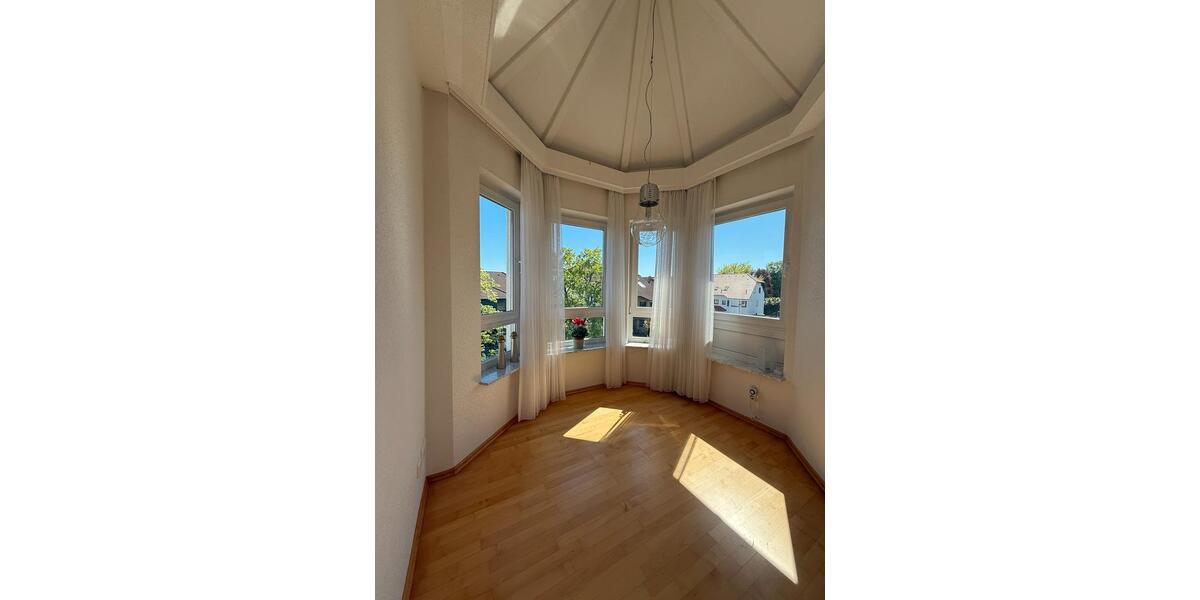 Dachgeschoßwohnung Bruchköbel - 3 Zimmer, 80 m&sup2;, 1.040&euro; | Angebot:26579126