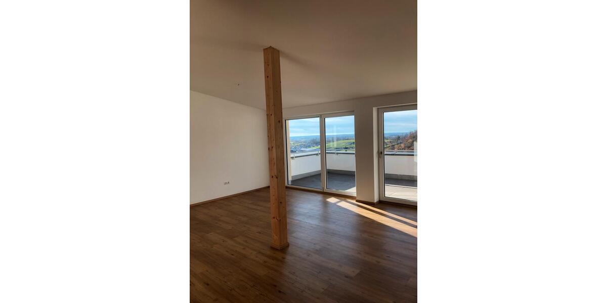 Dachgeschoßwohnung Hauzenberg - 2 Zimmer, 78 m&sup2;, 915&euro; | Angebot:26631636