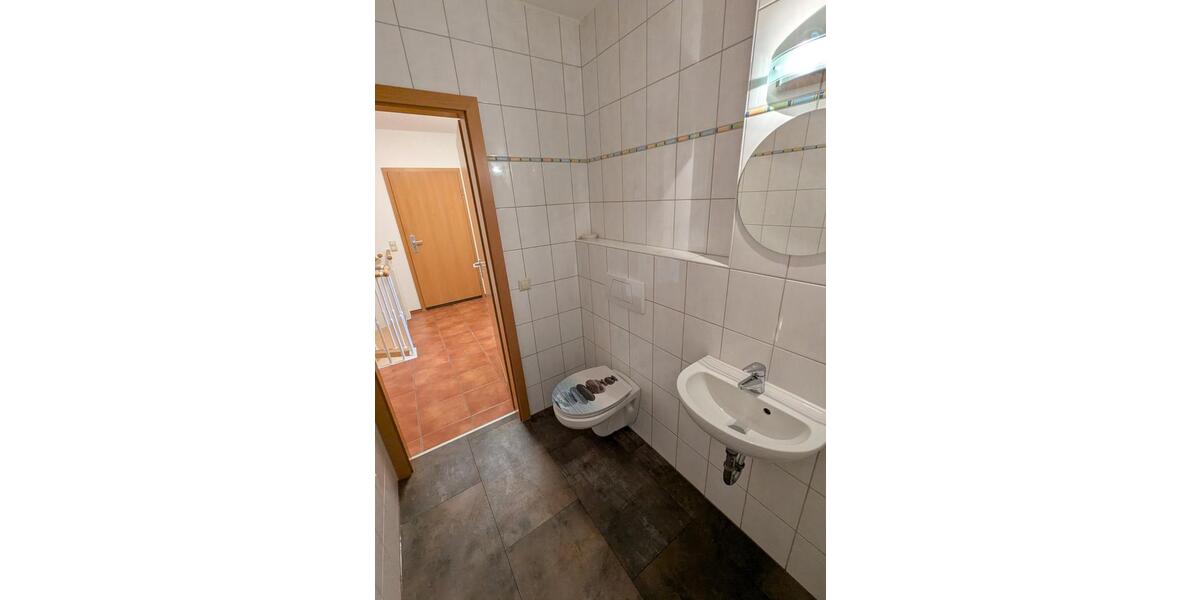 Wohnen auf Zeit Edenkoben - 3 Zimmer, 103 m&sup2;, 1.690&euro; | Angebot:26187067