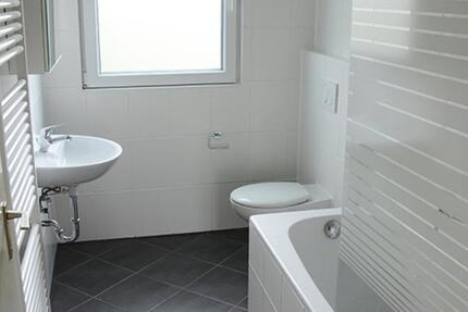 3-Zi.-DG.-Whg. mit Blick ins Grüne Nähe Erlangen 3 zimmer