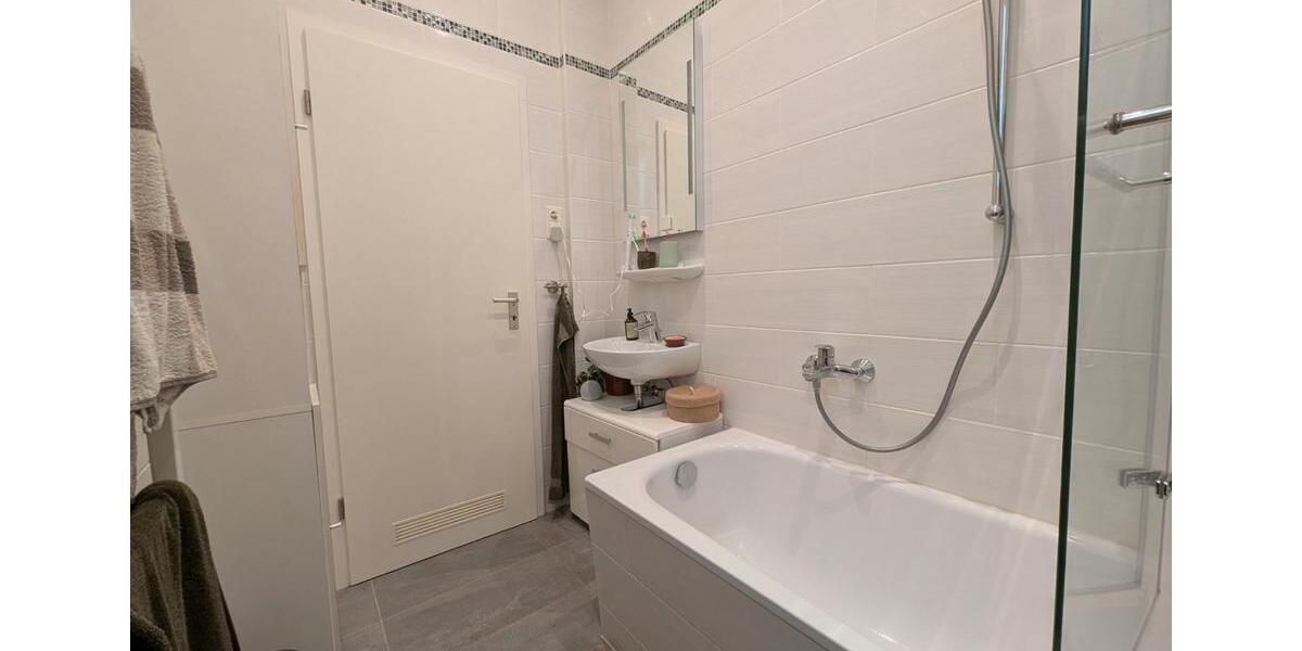 Wohnen auf Zeit Köln Lindenthal - 3.5 Zimmer, 80 m&sup2;, 1.500&euro; | Angebot:26656278