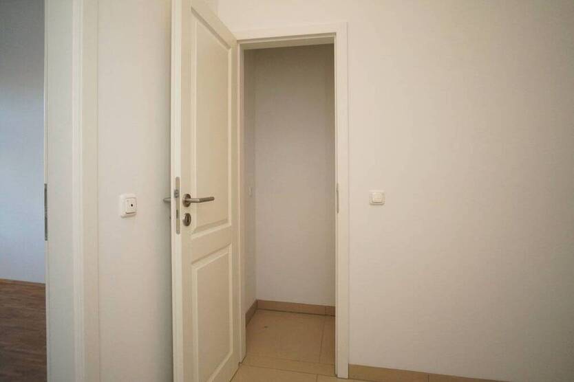 Cotta: EBK + Wanne