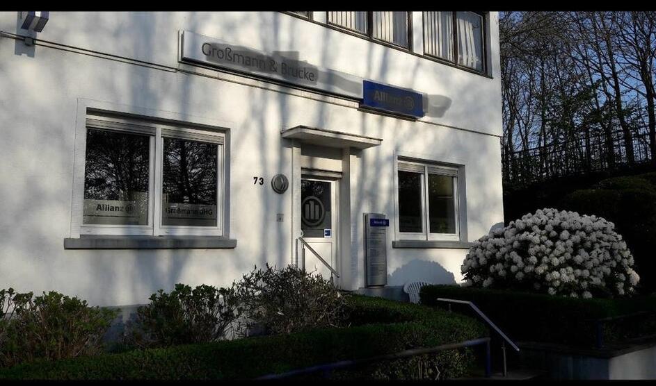 Helle Bürofläche , Büro zu vermieten