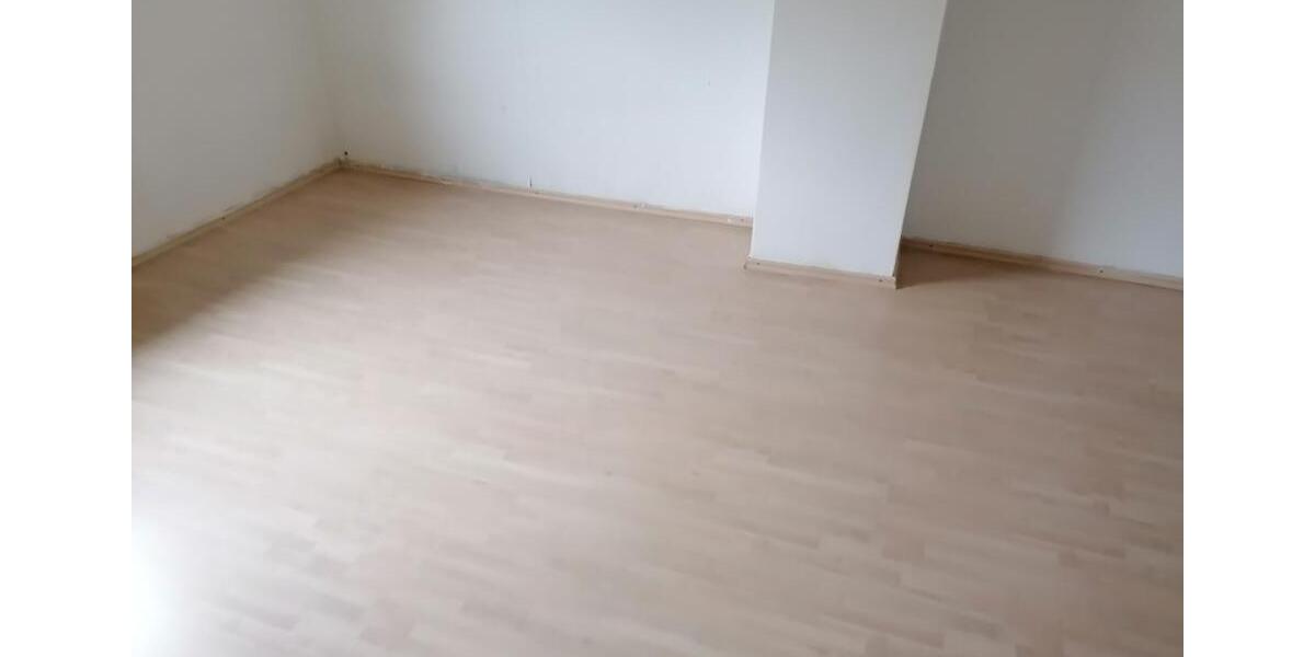 2 Zimmer Mietwohnung 1. OG in Herschfeld Bad Neustadt Top Lage 2 zimmer