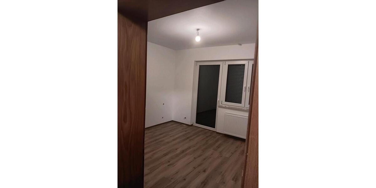 Mehrfamilienhaus, Wohnhaus Bickenbach - 3 Zimmer, 106 m&sup2;, 1.600&euro; | Angebot:25876517