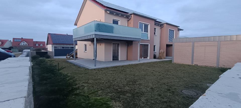 Erdgeschoßwohnung Gnotzheim - 3.5 Zimmer, 107 m&sup2;, 1.050&euro; | Angebot:25047895