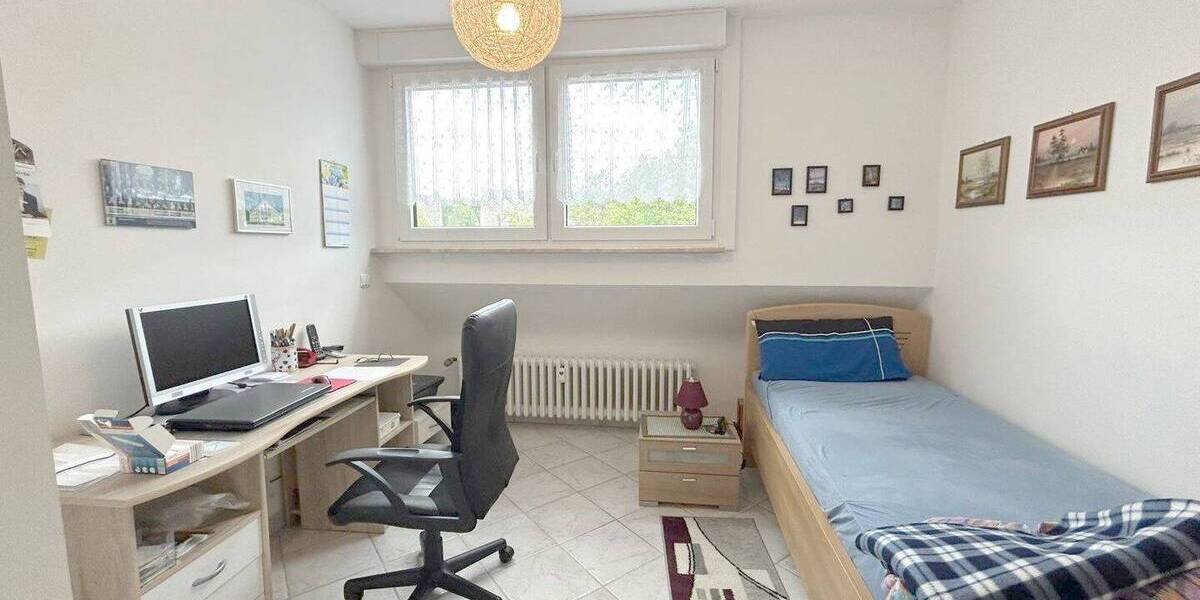 Etagenwohnung Trier / Ehrang Ehrang - 3 Zimmer, 102 m&sup2;, 1.050&euro; | Angebot:26751917