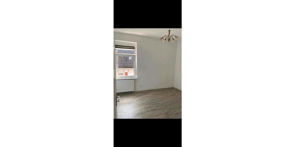 Etagenwohnung Peine - 3 Zimmer, 66 m&sup2;, 660&euro; | Angebot:25153639