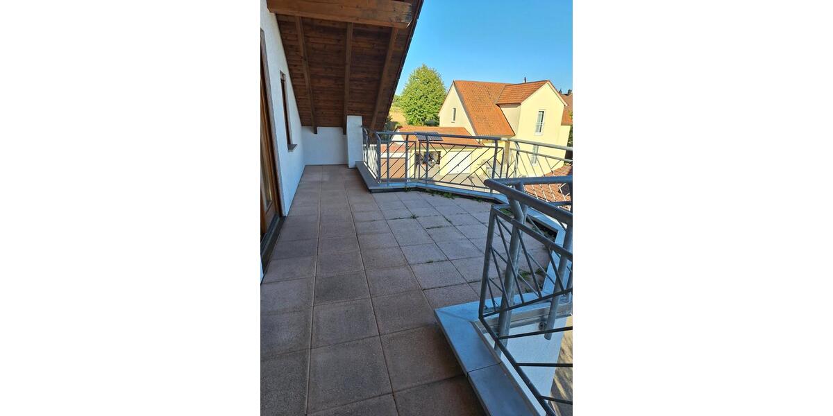 Dachgeschoßwohnung Sinsheim - 2 Zimmer, 75 m&sup2;, 800&euro; | Angebot:24626986