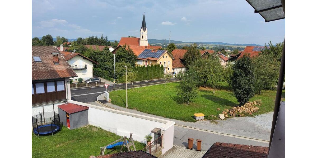 Dachgeschoßwohnung Bayerbach - 2 Zimmer, 69 m&sup2;, 490&euro; | Angebot:24768349