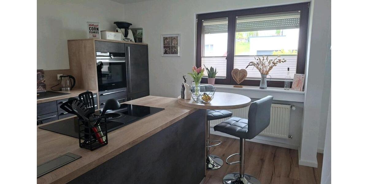 Erdgeschoßwohnung Bad Laasphe - 4 Zimmer, 120 m&sup2;, 720&euro; | Angebot:26563151