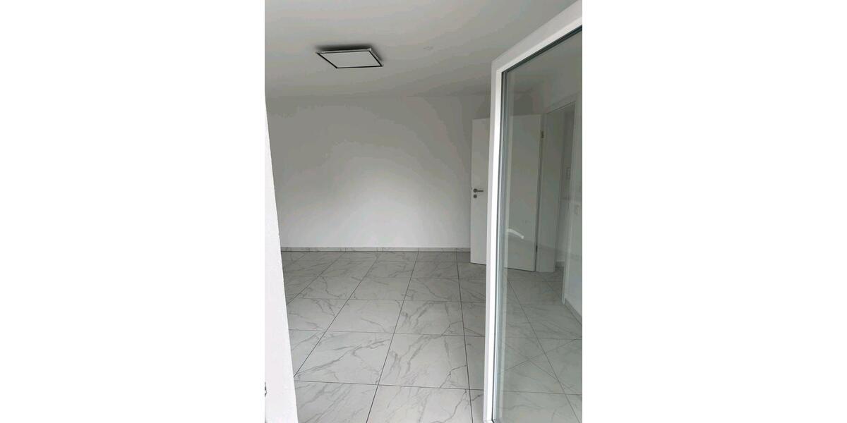 Etagenwohnung Obertraubling - 2 Zimmer, 55 m&sup2;, 920&euro; | Angebot:26261878