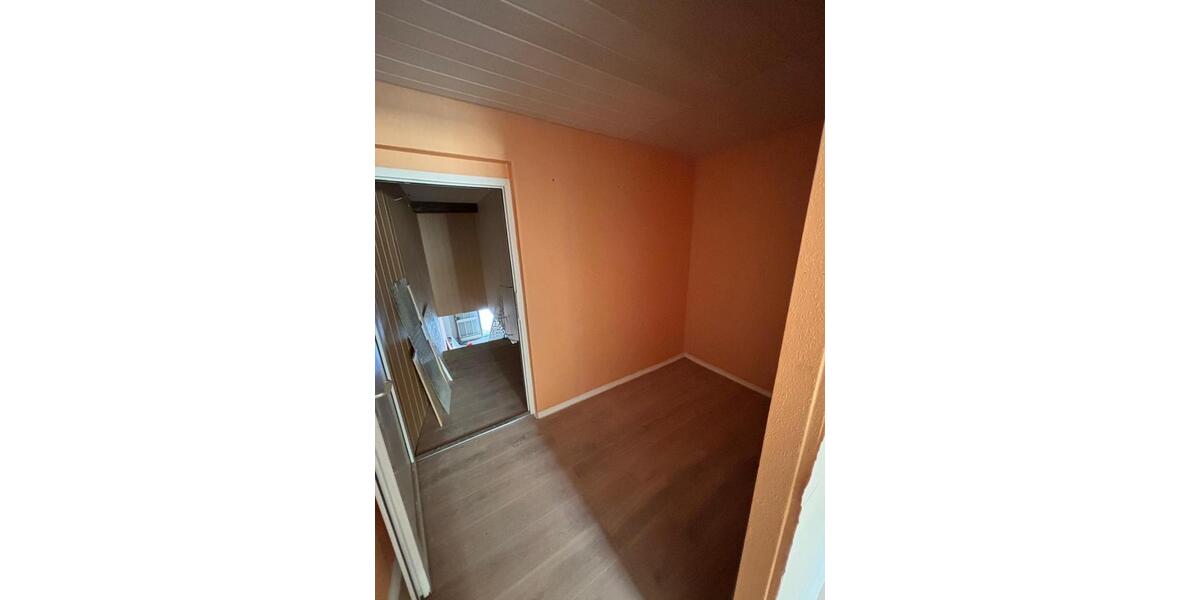 Etagenwohnung Rottweil - 4 Zimmer, 150 m&sup2;, 1.200&euro; | Angebot:24659609