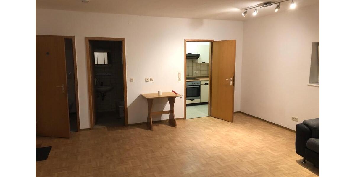 Etagenwohnung Scheer - 1 Zimmer, 37 m&sup2;, 450&euro; | Angebot:25875378