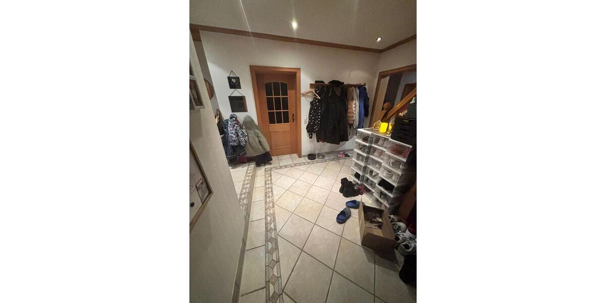 Einfamilienhaus Berkatal - 5 Zimmer, 135 m&sup2;, 750&euro; | Angebot:24345088