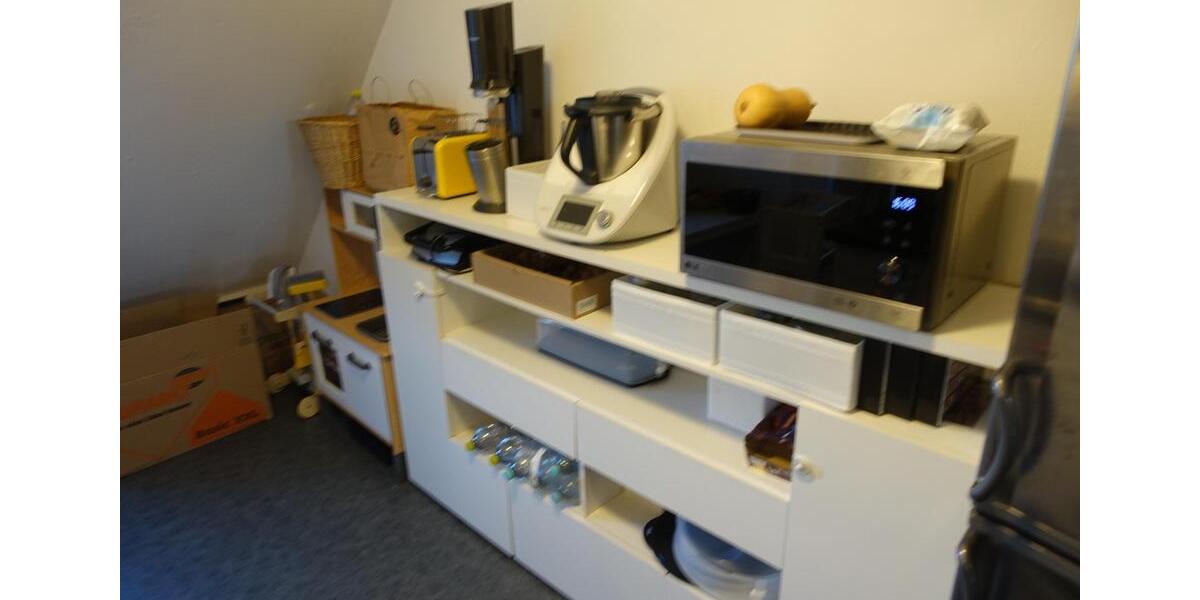 Dachgeschoßwohnung Bubenreuth - 3 Zimmer, 83 m&sup2;, 1.090&euro; | Angebot:25982195