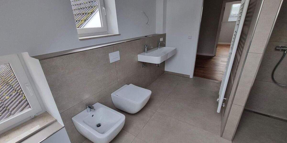 Etagenwohnung Schlüchtern - 3 Zimmer, 85 m&sup2;, 890&euro; | Angebot:25756419