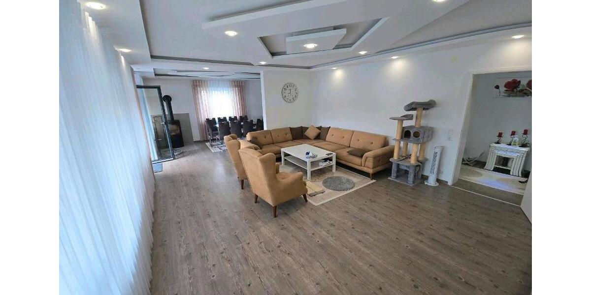 Wohnung in gefragter Lage v. Süßen, Balkon, PKW, 115qm 3 zimmer