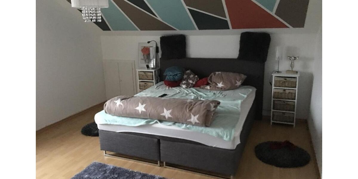 Dachgeschoßwohnung Breitengüßbach - 3 Zimmer, 90 m&sup2;, 720&euro; | Angebot:26580925