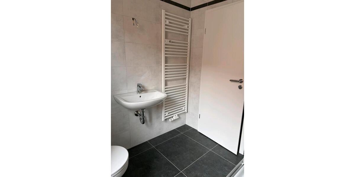 Etagenwohnung Gräfenhainichen - 2 Zimmer, 60 m&sup2;, 450&euro; | Angebot:26578502