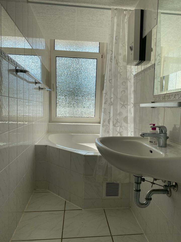 3 Zimmer Wohnung mit Balkon in Düsseldorf