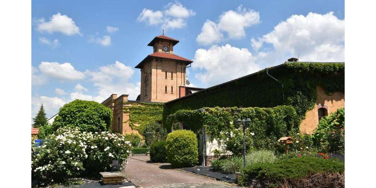 Etagenwohnung CRIMMITSCHAU - 4 Zimmer, 135 m&sup2;, 919&euro; | Angebot:24978217